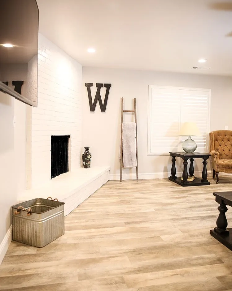 Beachy luxury vinyl plank in living room