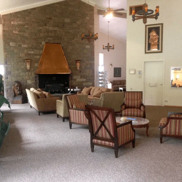 Great room with new commercial carpeting in Three Rivers, CA