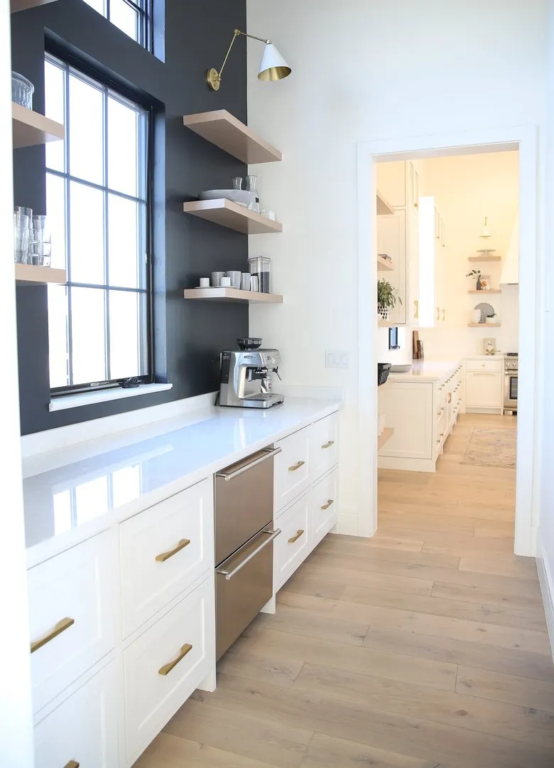 Kitchen side working area with hardwood flooring
