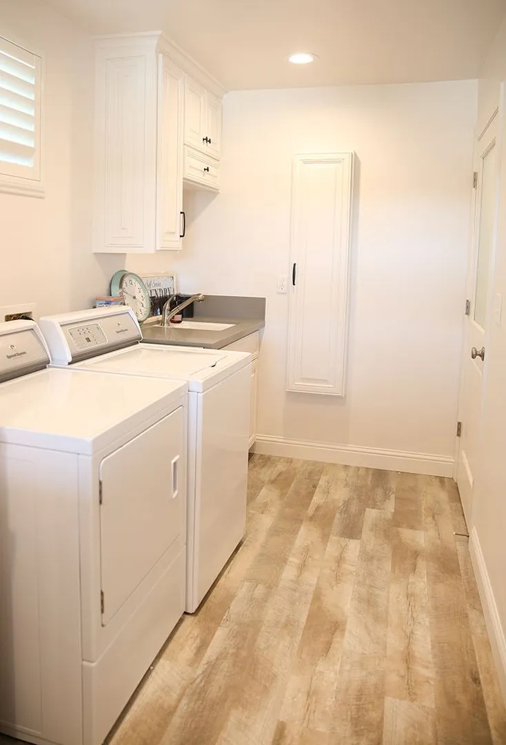 Laundry room with luxury vinyl plank flooring, Hanford, CA