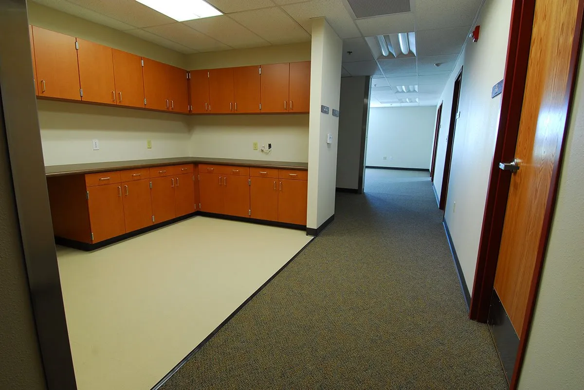 Vinyl and Commercial Carpeting, Lemoore, CA