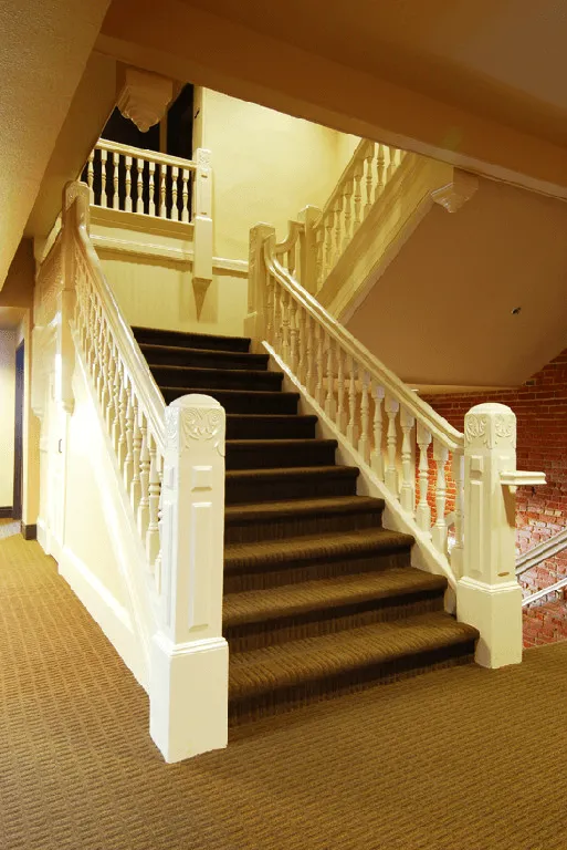 Stairs with commercial carpet, Hanford, CA